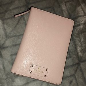 Light pink Kate Spade ♠️ Wellesley planner